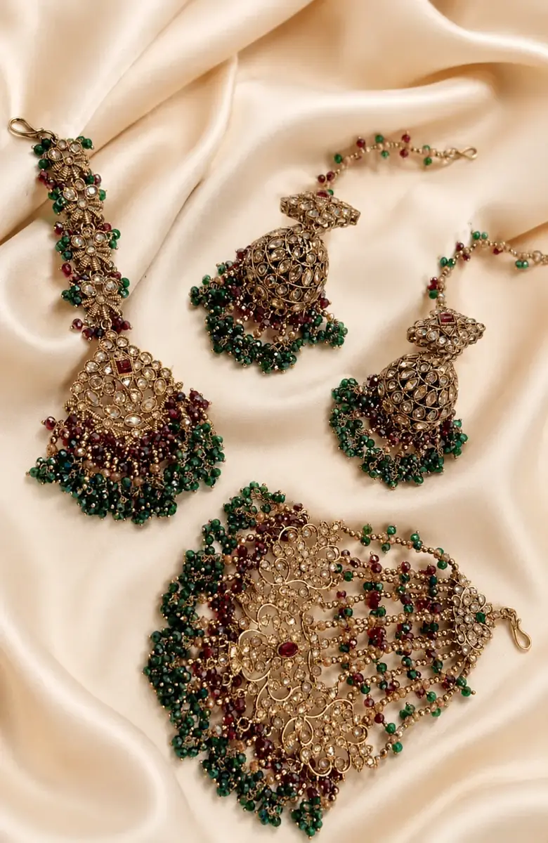 Nazish Set
